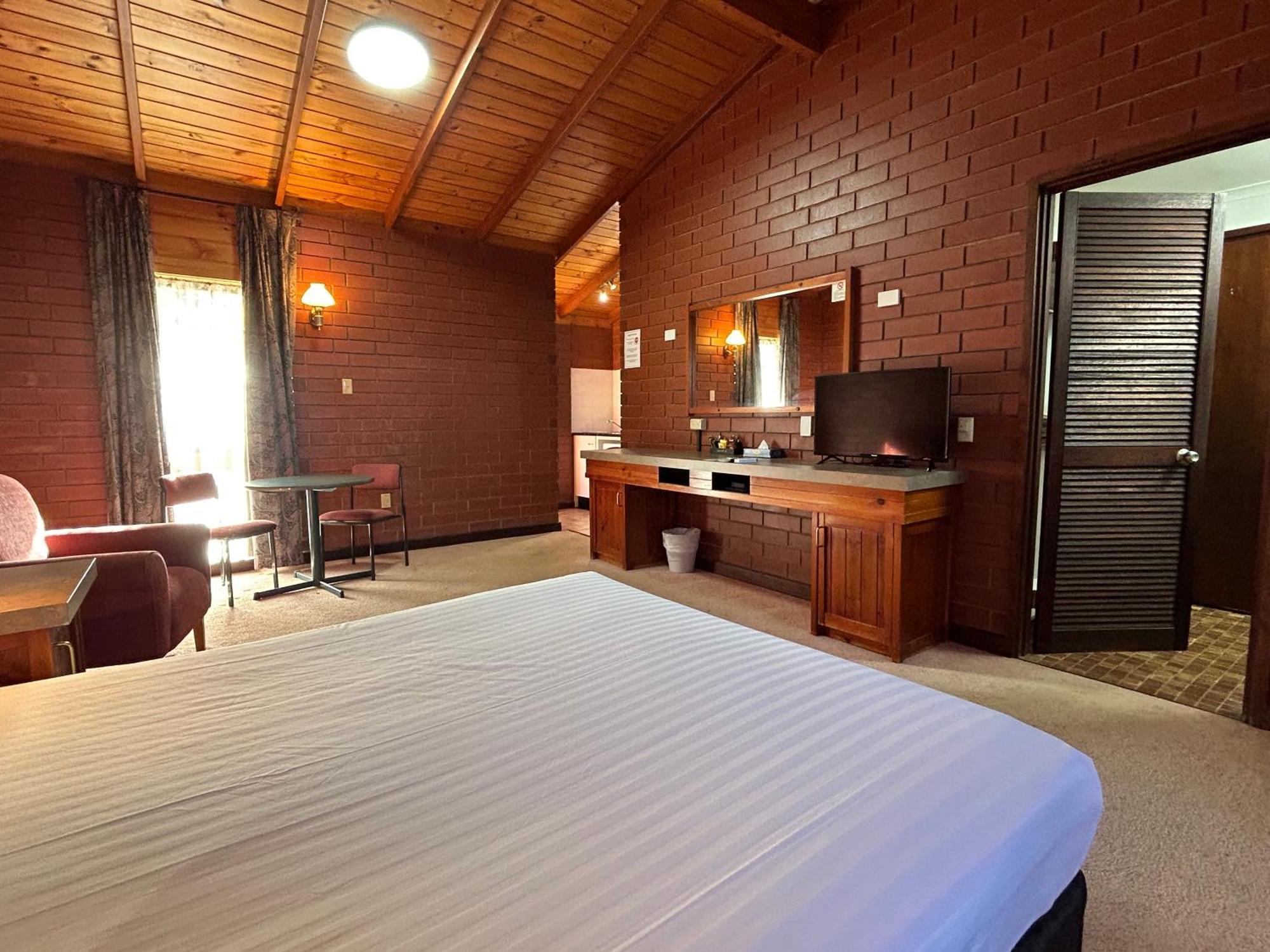 Econo Lodge Port Augusta Exterior photo